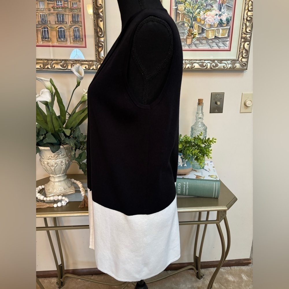 CHICOS COLORBLOCK SLEEVELESS BLACK & WHITE CASUAL OPEN FRONT LONG VEST SIZE 8-10 - Picture 4 of 9